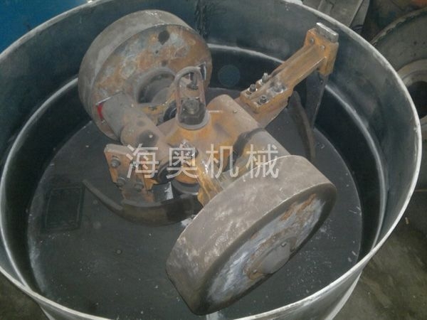 碾輪式混砂機(jī)